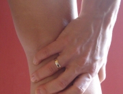 Porady eksperta: Bolesne skurcze mięśni – jak sobie z nimi radzić?